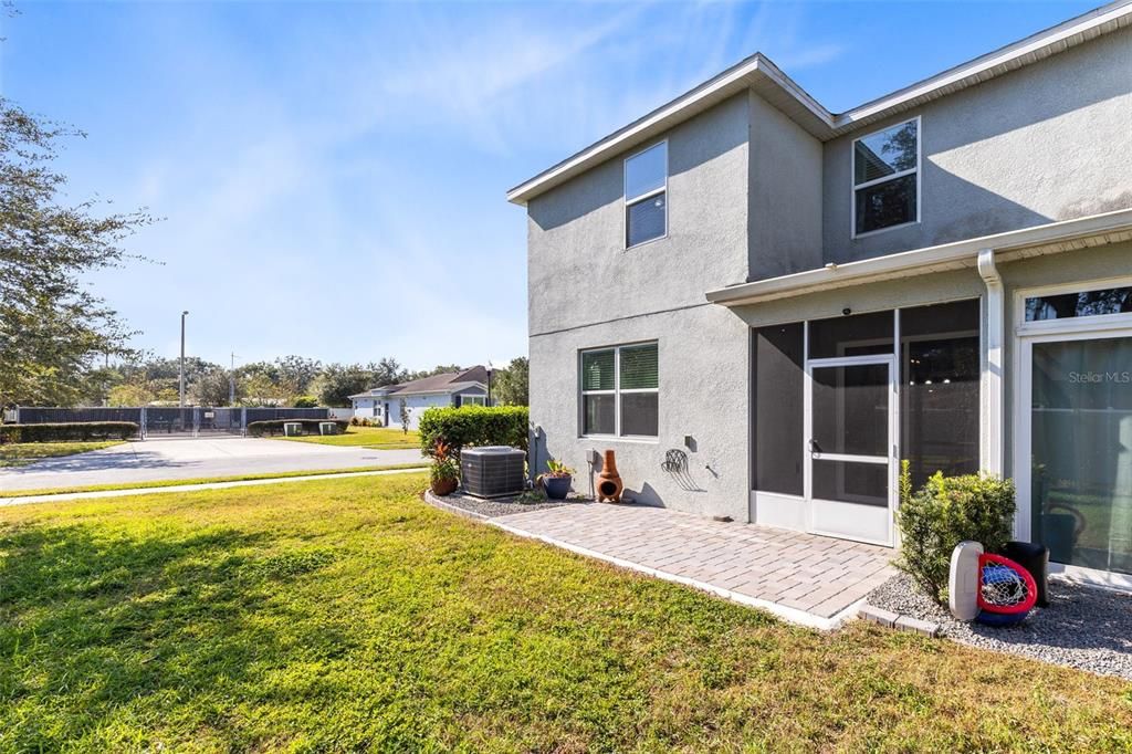 待售: $335,000 (3 贝兹, 2 浴室, 1590 平方英尺)