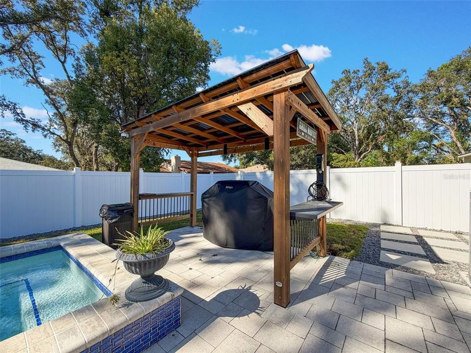 Active With Contract: $478,000 (4 beds, 3 baths, 2428 Square Feet)