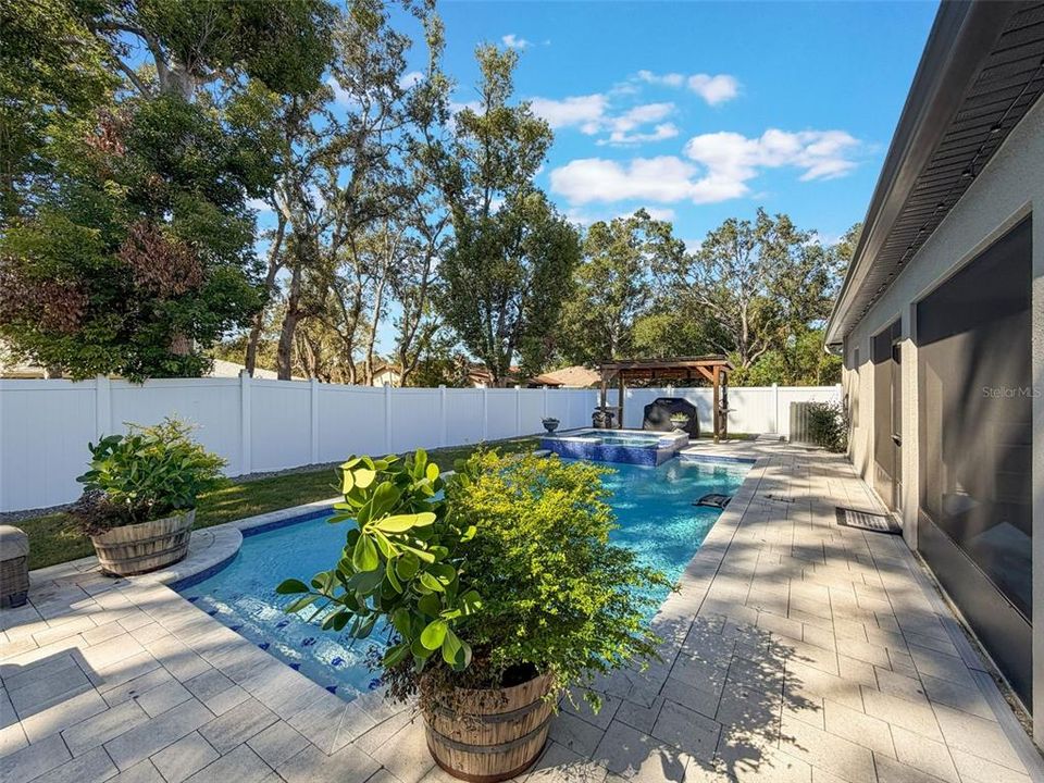 Active With Contract: $478,000 (4 beds, 3 baths, 2428 Square Feet)