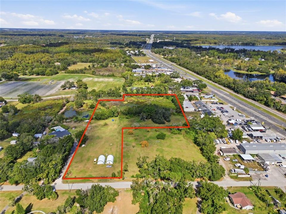 待售: $420,000 (5.28 acres)