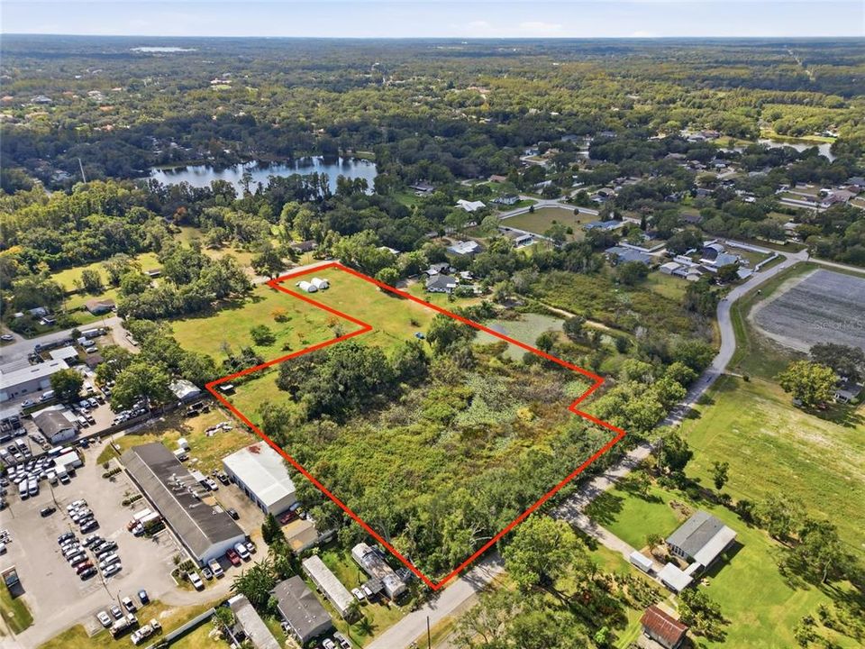 待售: $420,000 (5.28 acres)