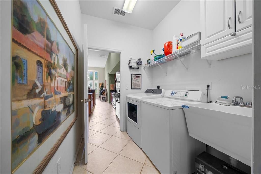 For Sale: $569,000 (3 beds, 2 baths, 2058 Square Feet)