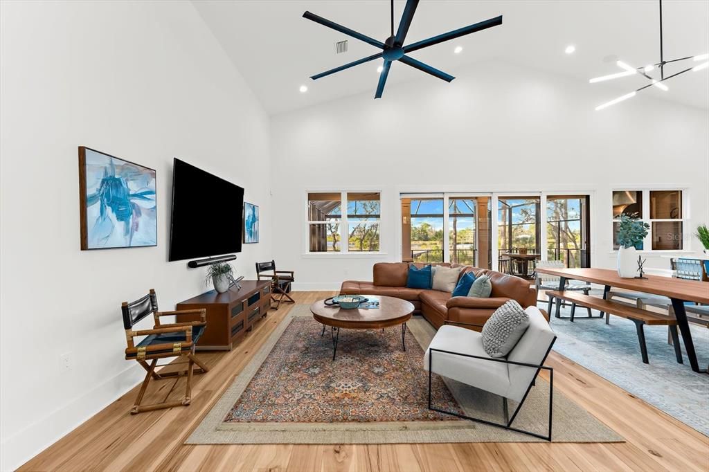 En Venta: $2,000,000 (4 camas, 3 baños, 3031 Pies cuadrados)