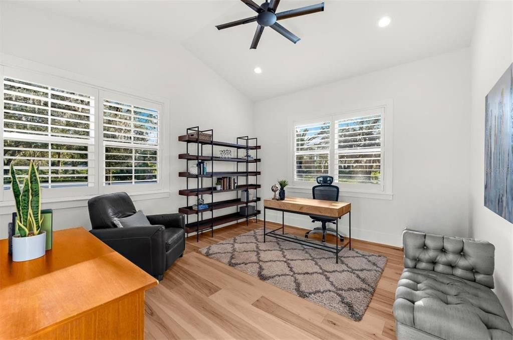 En Venta: $2,000,000 (4 camas, 3 baños, 3031 Pies cuadrados)