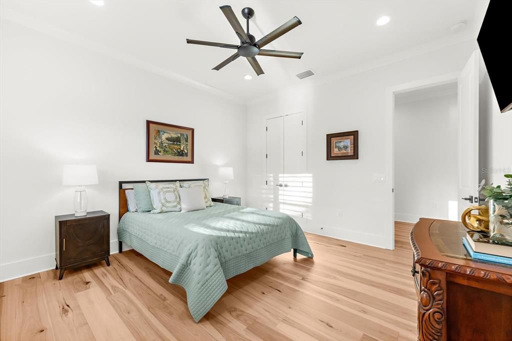 En Venta: $2,000,000 (4 camas, 3 baños, 3031 Pies cuadrados)