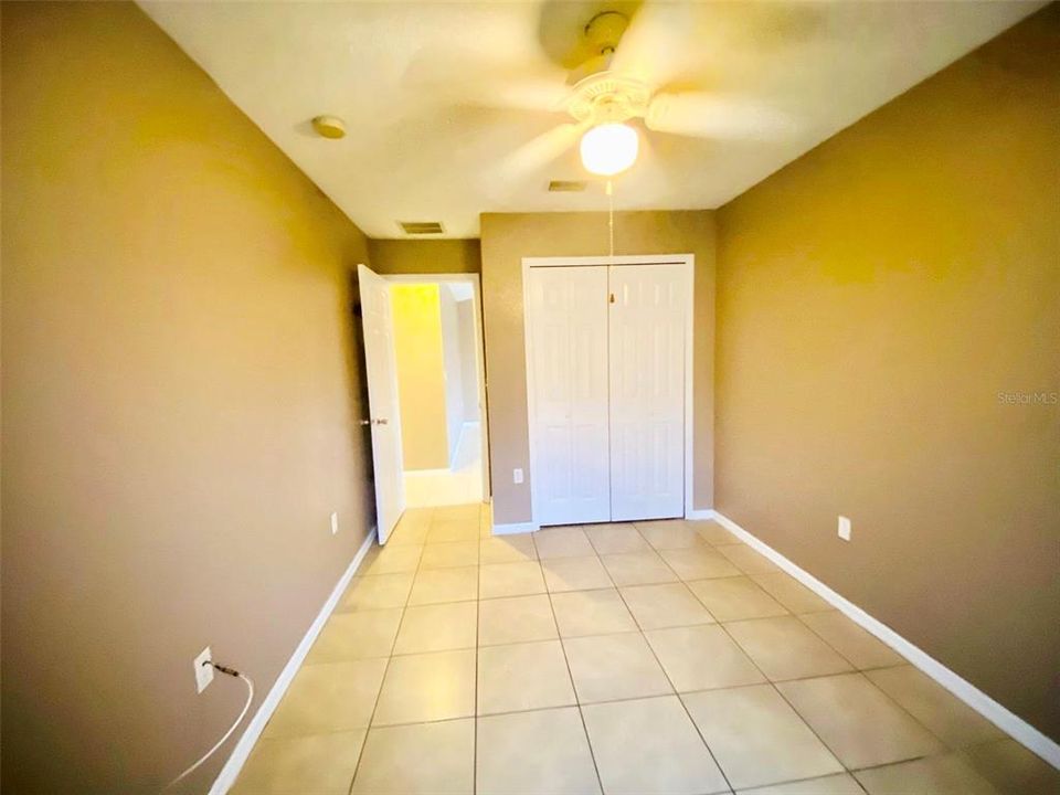 В аренду: $1,400 (3 спален, 2 ванн, 1208 Квадратных фут)