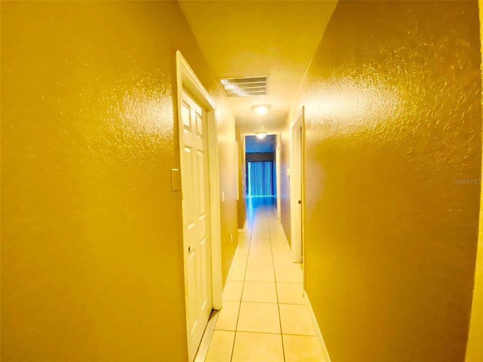 В аренду: $1,400 (3 спален, 2 ванн, 1208 Квадратных фут)