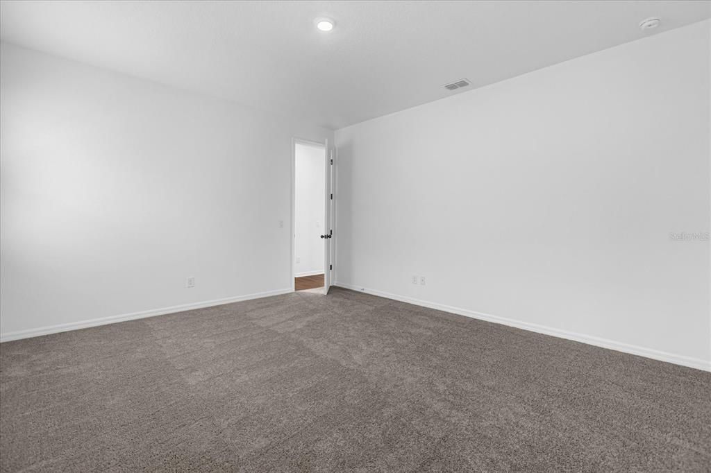 For Rent: $2,500 (4 beds, 3 baths, 2226 Square Feet)