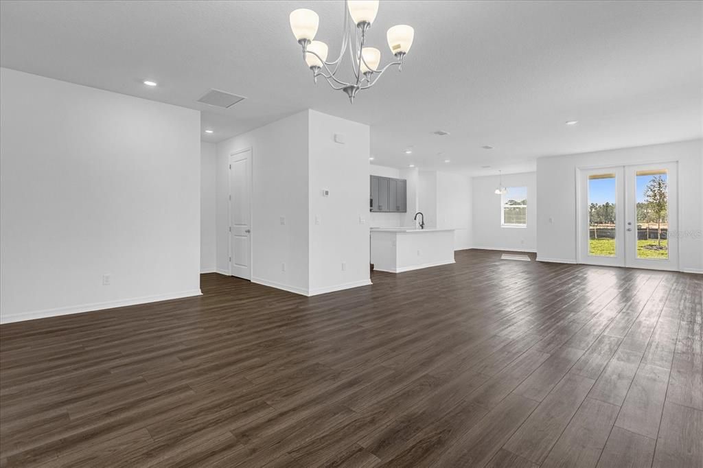 For Rent: $2,500 (4 beds, 3 baths, 2226 Square Feet)