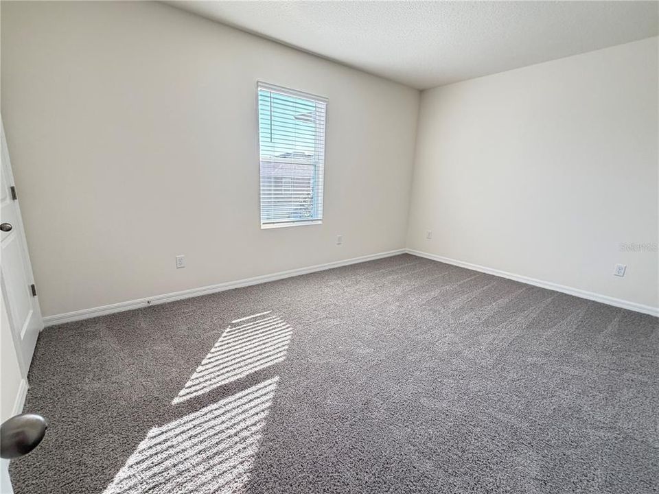 出租: $2,600 (3 贝兹, 2 浴室, 1673 平方英尺)