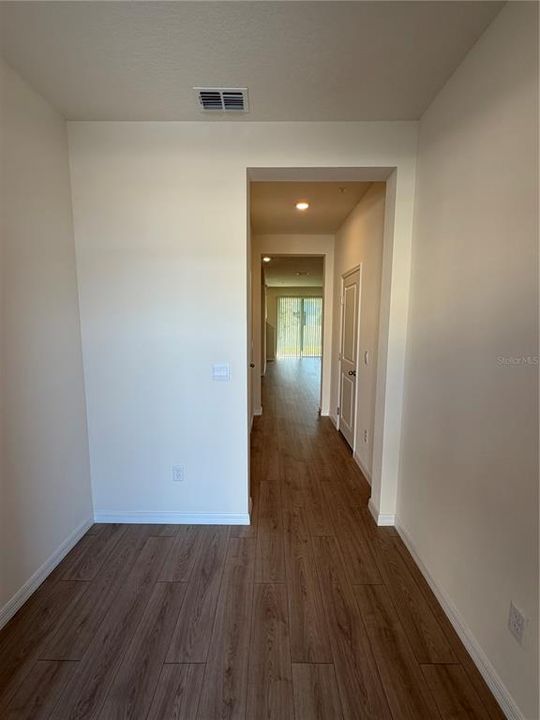 出租: $2,600 (3 贝兹, 2 浴室, 1673 平方英尺)