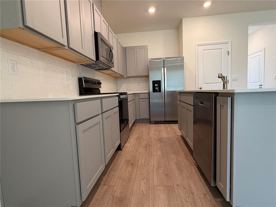 出租: $2,600 (3 贝兹, 2 浴室, 1673 平方英尺)