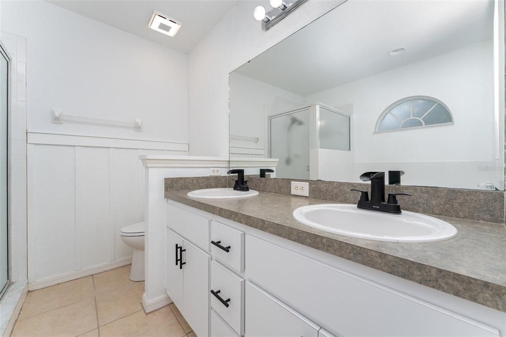 待售: $259,900 (3 贝兹, 2 浴室, 1532 平方英尺)