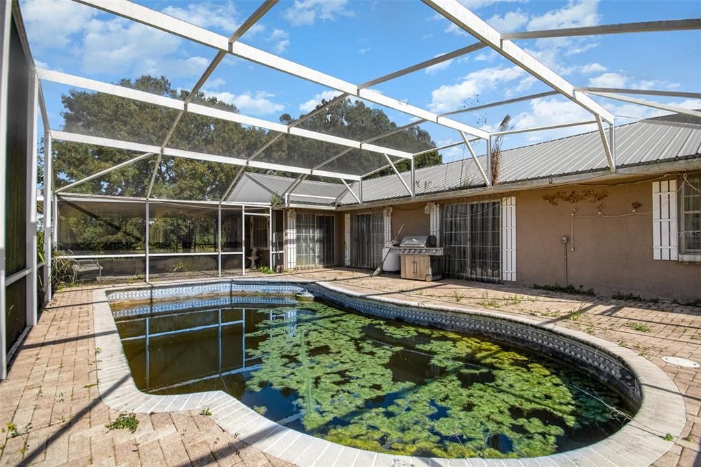 En Venta: $700,000 (3 camas, 2 baños, 2262 Pies cuadrados)