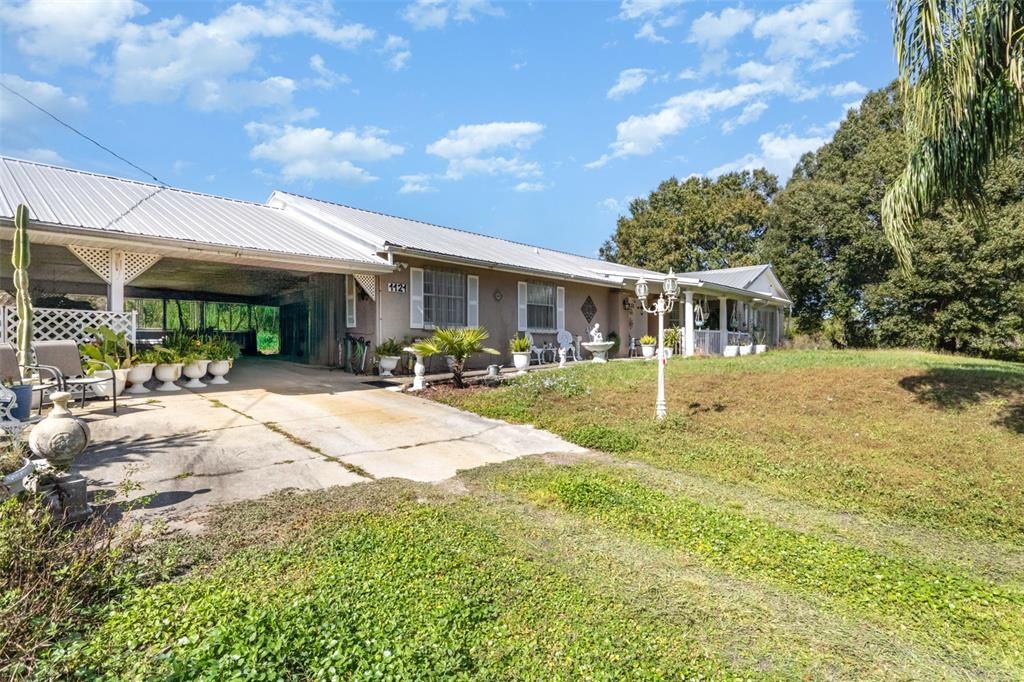 En Venta: $700,000 (3 camas, 2 baños, 2262 Pies cuadrados)