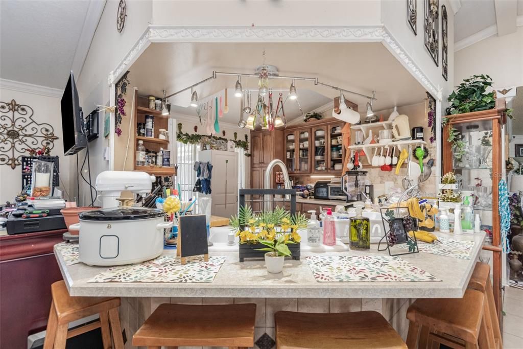 En Venta: $700,000 (3 camas, 2 baños, 2262 Pies cuadrados)