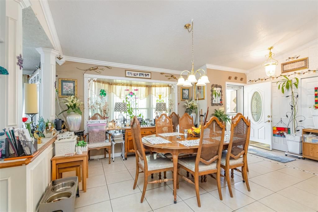 En Venta: $700,000 (3 camas, 2 baños, 2262 Pies cuadrados)