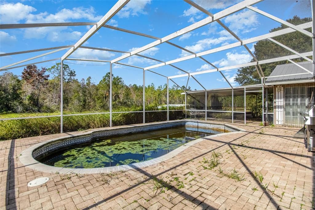 En Venta: $700,000 (3 camas, 2 baños, 2262 Pies cuadrados)