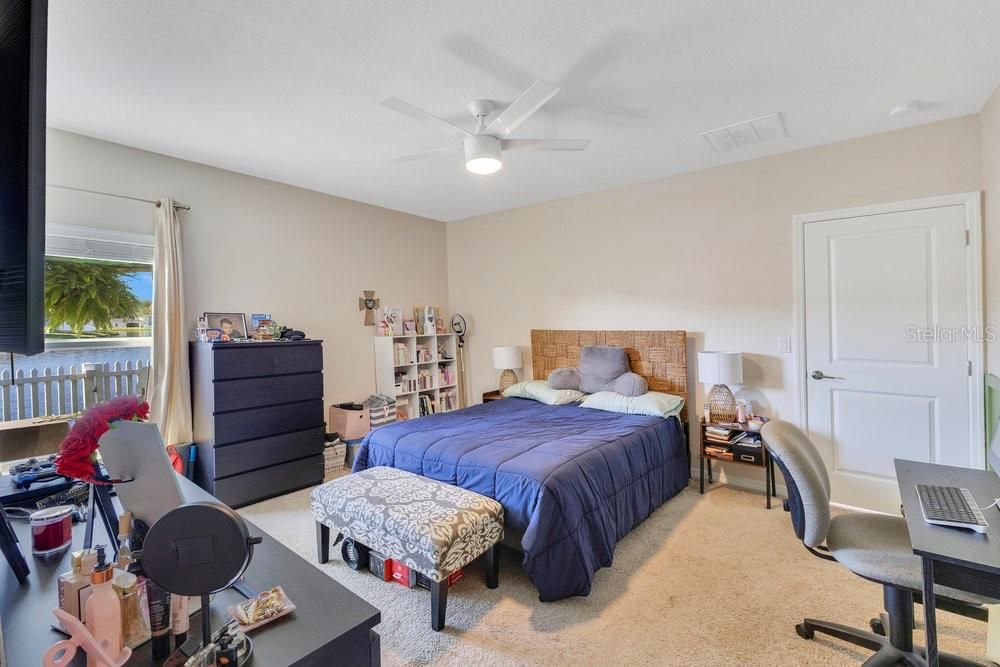 For Sale: $459,900 (4 beds, 3 baths, 2091 Square Feet)