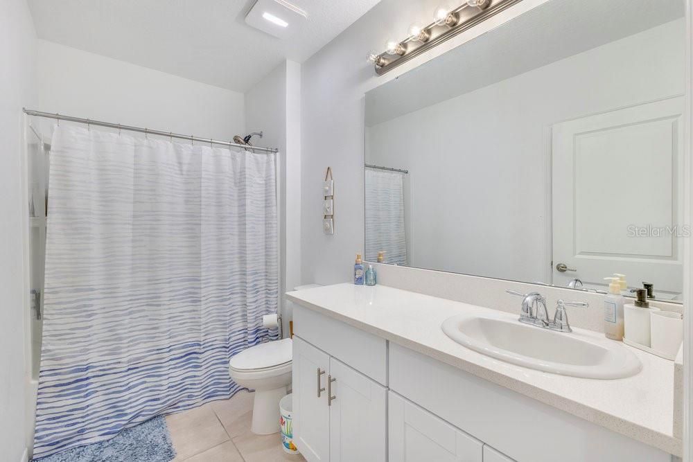 For Sale: $459,900 (4 beds, 3 baths, 2091 Square Feet)