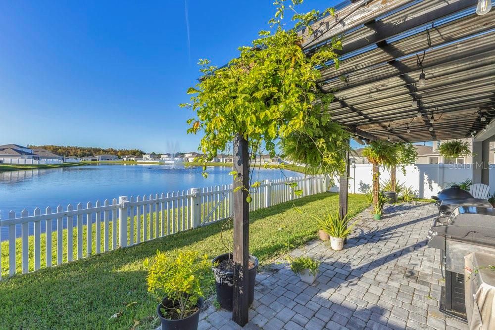 For Sale: $459,900 (4 beds, 3 baths, 2091 Square Feet)