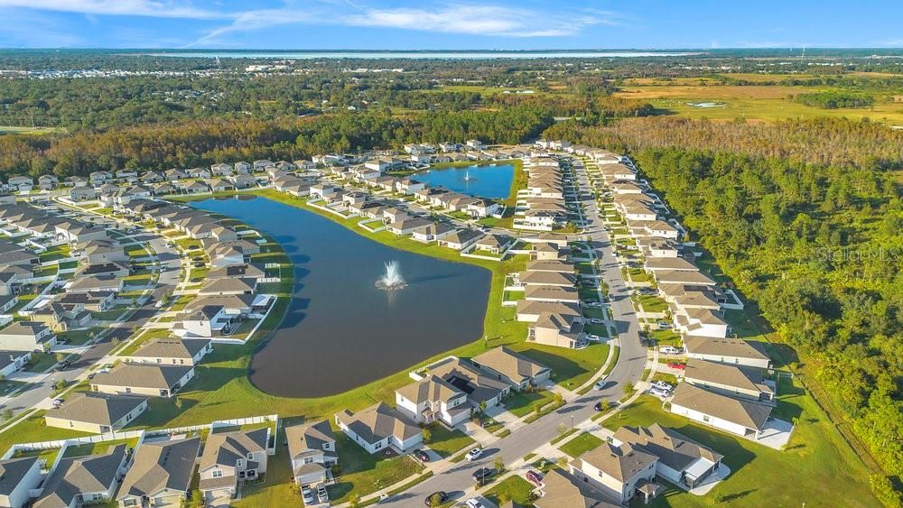 For Sale: $459,900 (4 beds, 3 baths, 2091 Square Feet)