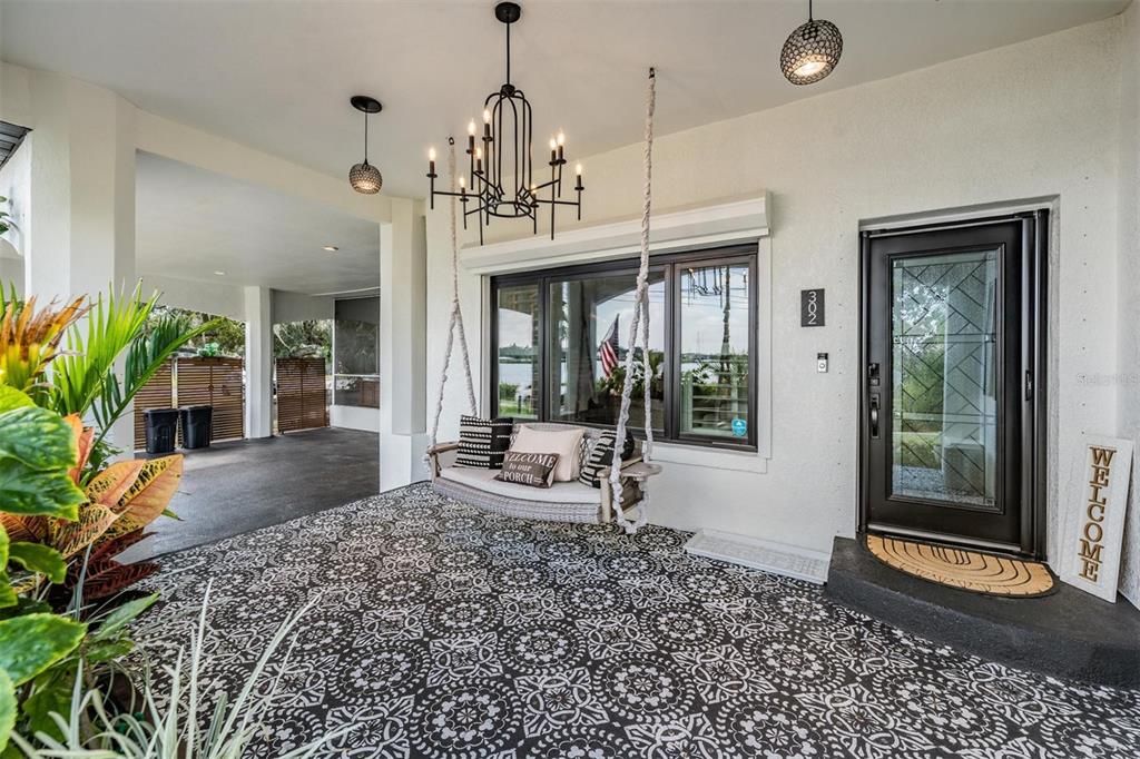 En Venta: $999,000 (5 camas, 2 baños, 2609 Pies cuadrados)