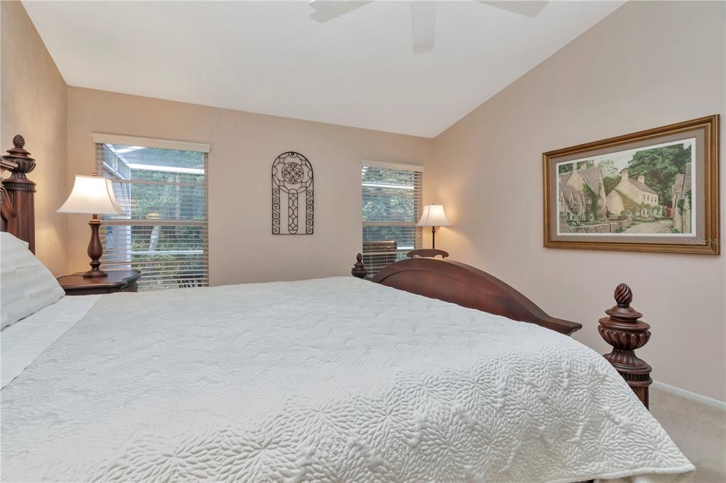 待售: $410,000 (2 贝兹, 2 浴室, 1659 平方英尺)