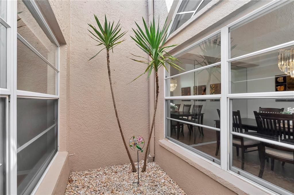 待售: $410,000 (2 贝兹, 2 浴室, 1659 平方英尺)