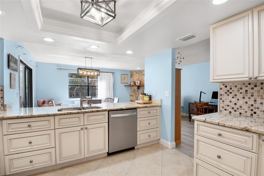 待售: $537,500 (3 贝兹, 2 浴室, 1646 平方英尺)