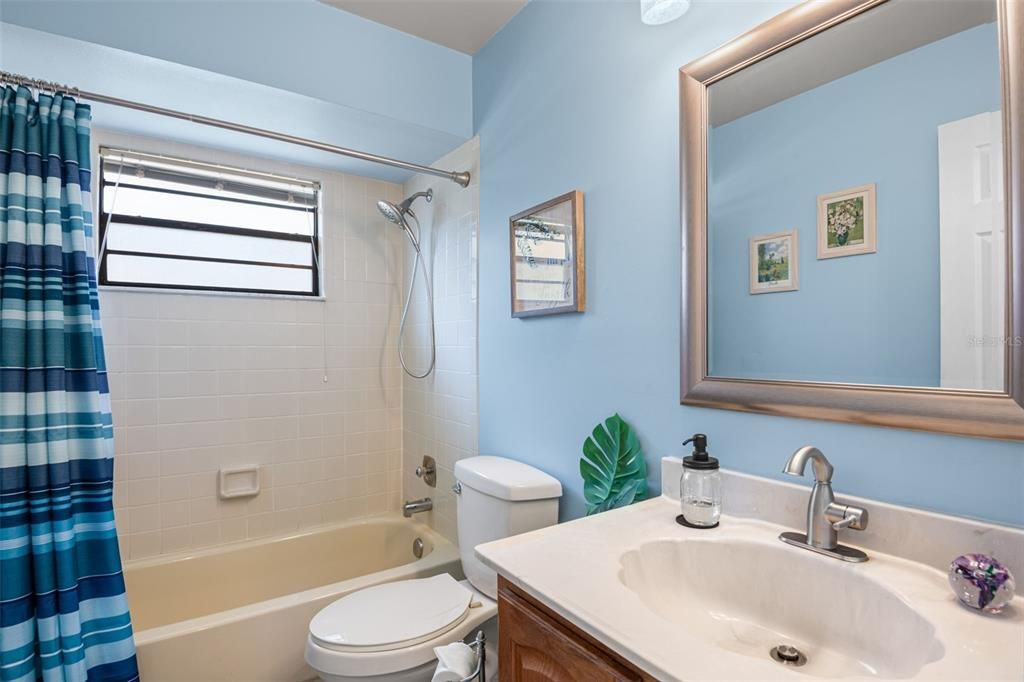 待售: $537,500 (3 贝兹, 2 浴室, 1646 平方英尺)