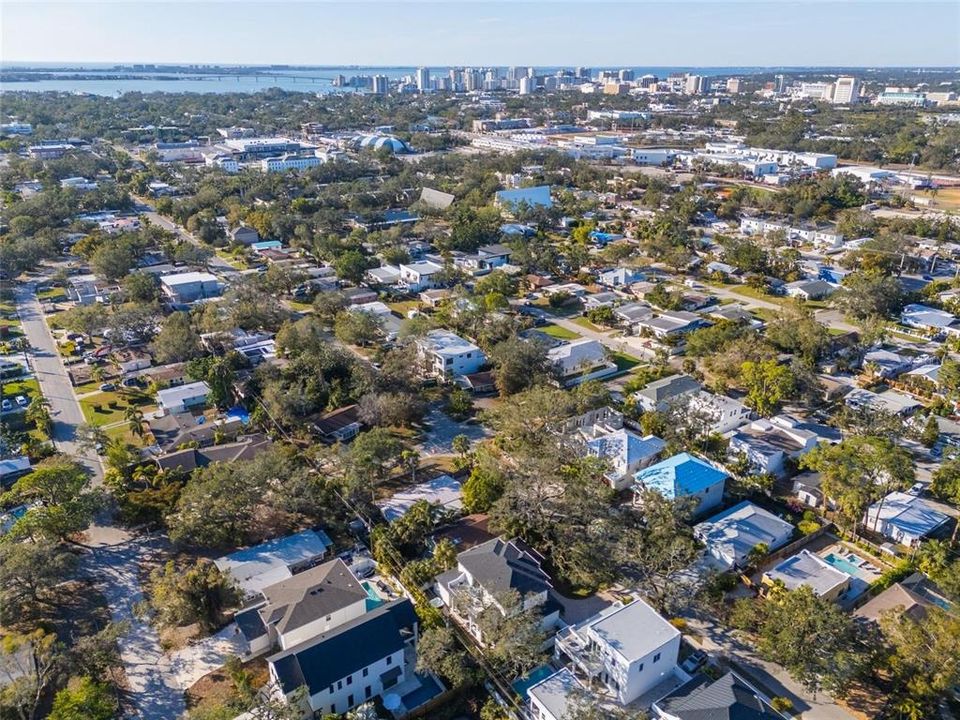 На продажу: $2,175,000 (5 спален, 5 ванн, 3356 Квадратных фут)