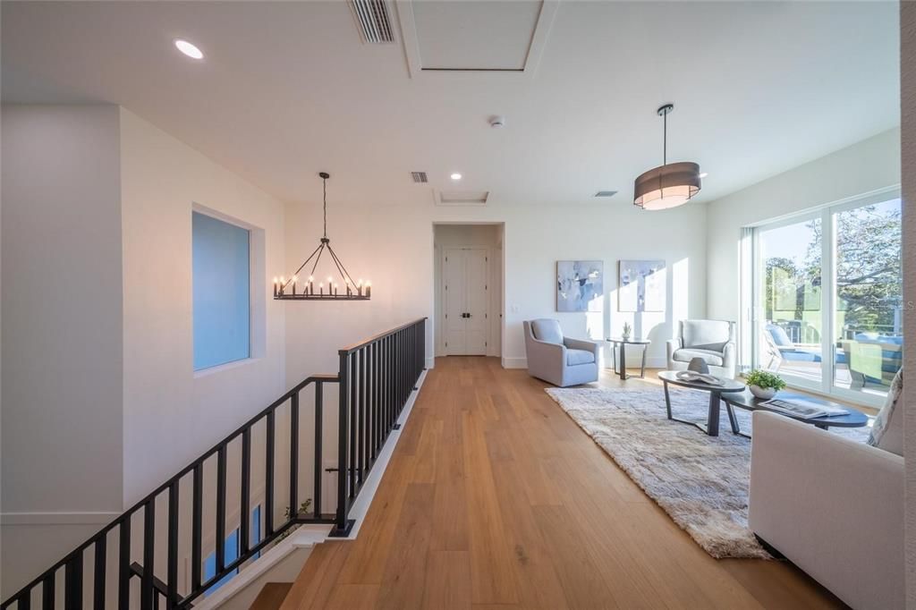 На продажу: $2,175,000 (5 спален, 5 ванн, 3356 Квадратных фут)