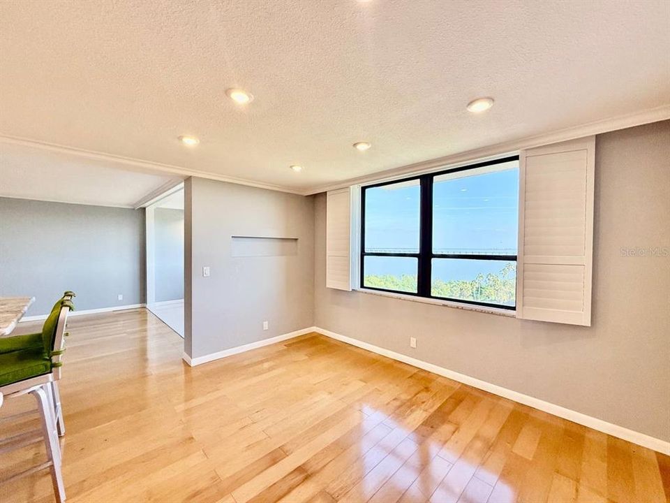 For Rent: $2,500 (2 beds, 2 baths, 1520 Square Feet)