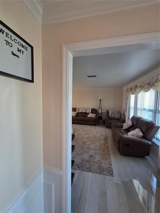 Под контрактом: $305,000 (3 спален, 2 ванн, 1772 Квадратных фут)