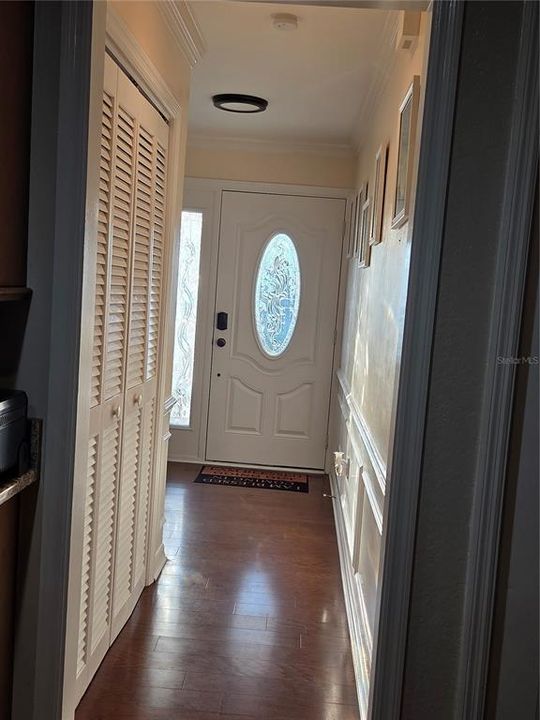 Под контрактом: $305,000 (3 спален, 2 ванн, 1772 Квадратных фут)