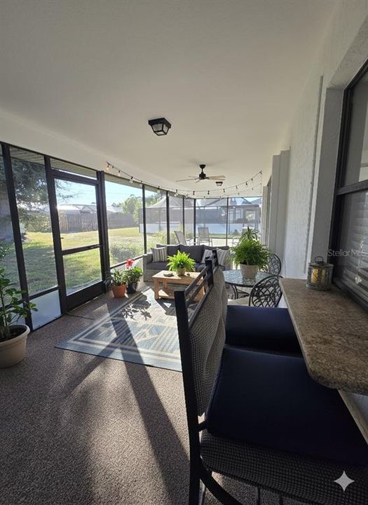 Под контрактом: $305,000 (3 спален, 2 ванн, 1772 Квадратных фут)