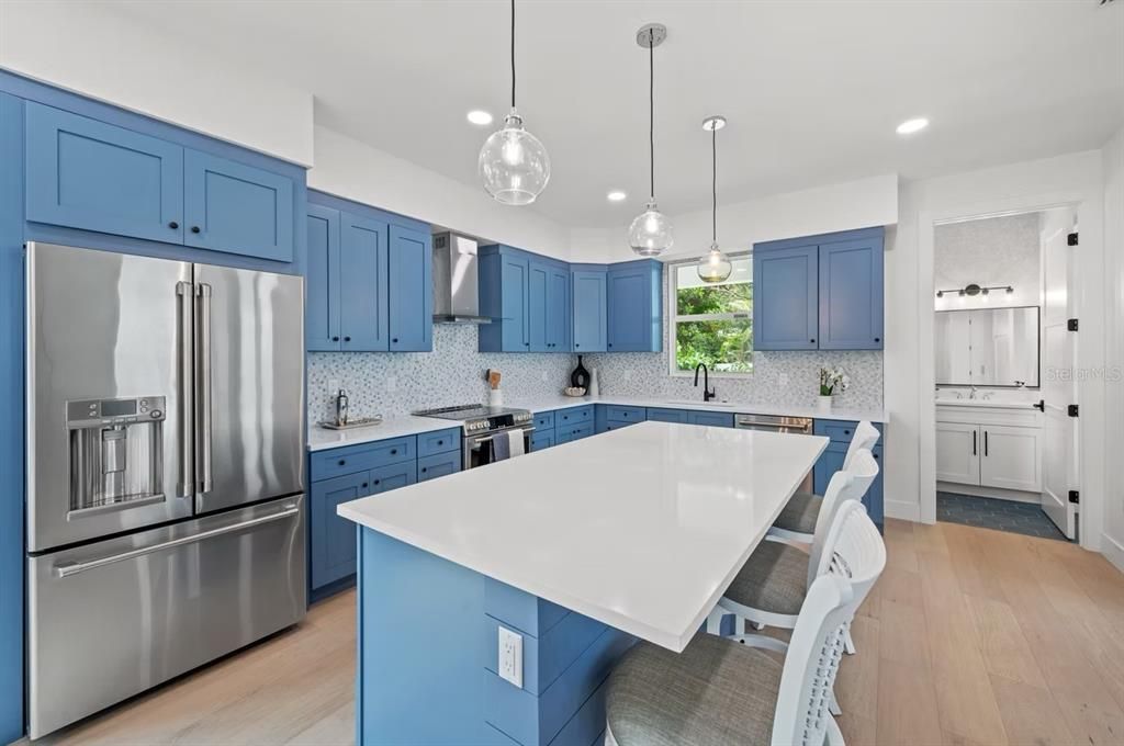 For Sale: $1,775,000 (5 beds, 2 baths, 3023 Square Feet)