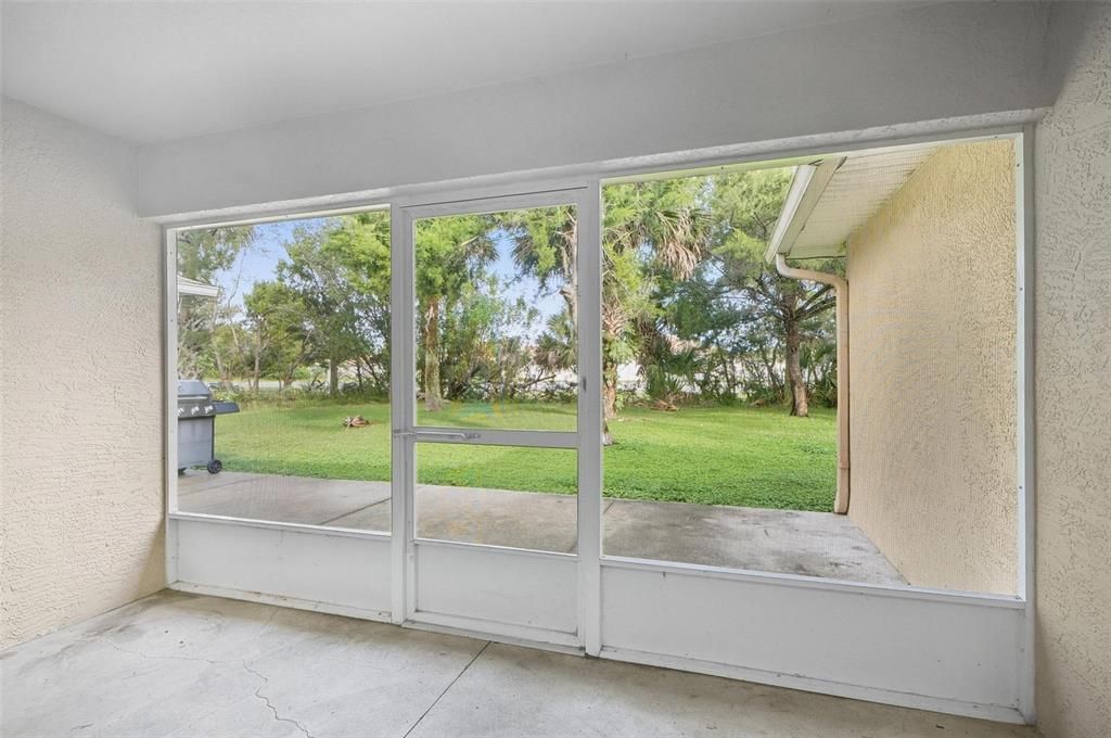 For Rent: $1,650 (3 beds, 2 baths, 1211 Square Feet)