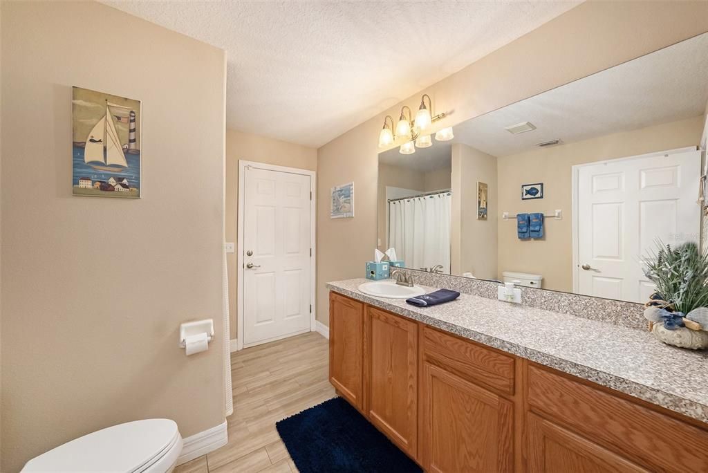 待售: $925,000 (3 贝兹, 3 浴室, 3580 平方英尺)