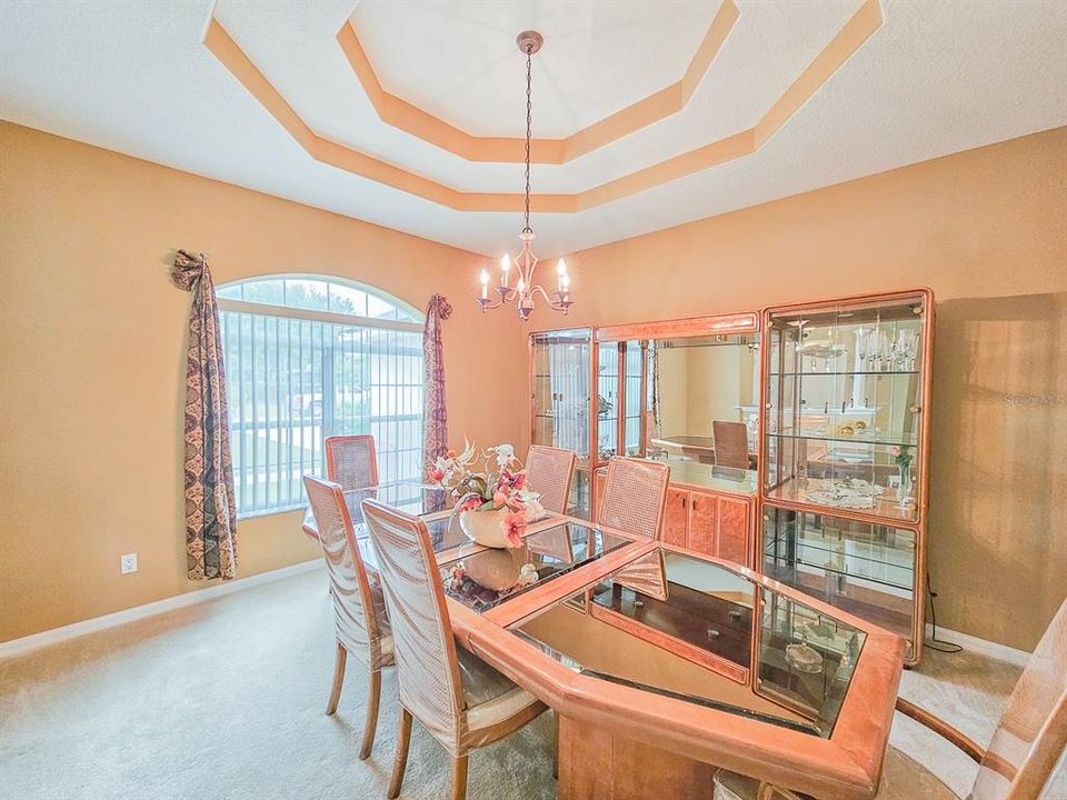 For Sale: $475,000 (4 beds, 3 baths, 2572 Square Feet)