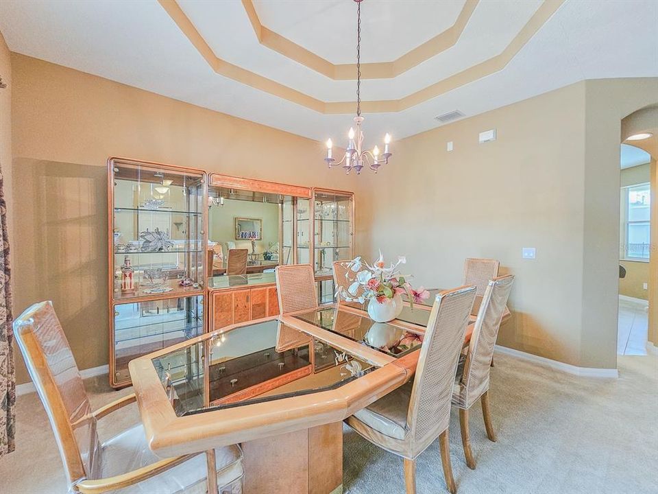 For Sale: $475,000 (4 beds, 3 baths, 2572 Square Feet)