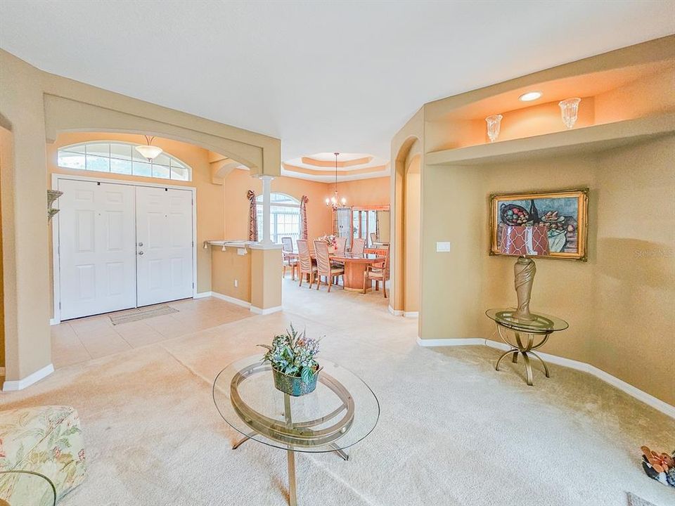 For Sale: $475,000 (4 beds, 3 baths, 2572 Square Feet)