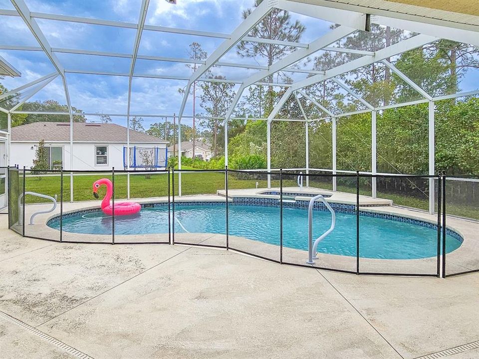 For Sale: $475,000 (4 beds, 3 baths, 2572 Square Feet)