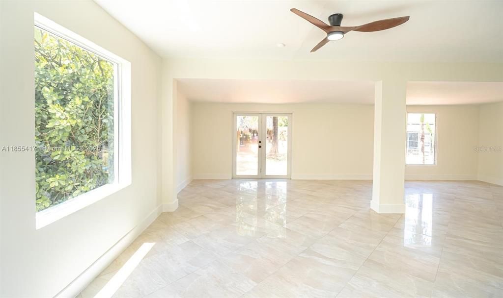 For Sale: $1,397,000 (4 beds, 3 baths, 2307 Square Feet)