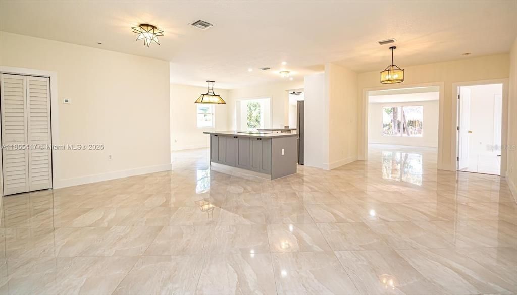 For Sale: $1,397,000 (4 beds, 3 baths, 2307 Square Feet)