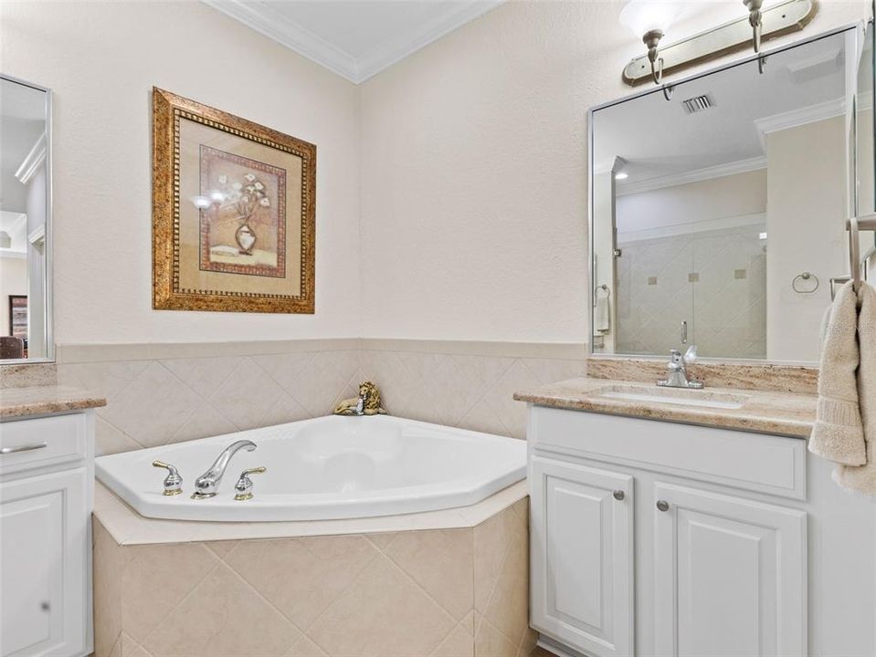 待售: $599,900 (3 贝兹, 3 浴室, 2750 平方英尺)