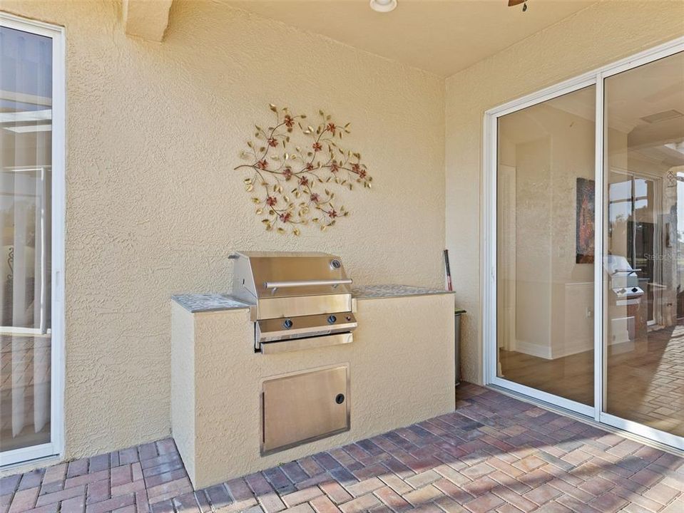 待售: $599,900 (3 贝兹, 3 浴室, 2750 平方英尺)