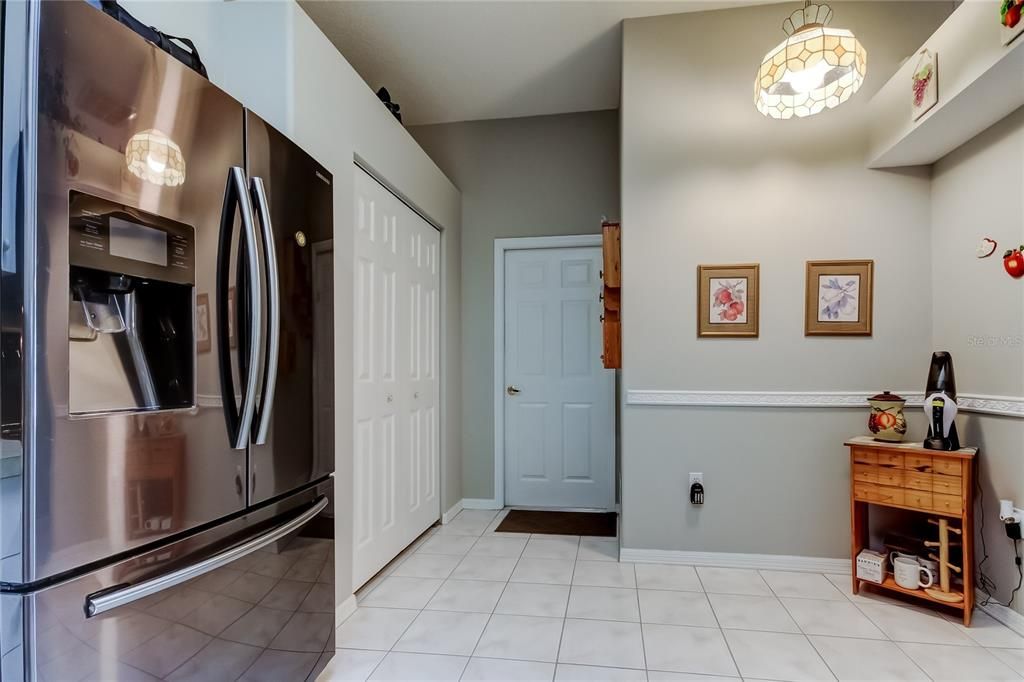 For Sale: $239,000 (2 beds, 2 baths, 1292 Square Feet)