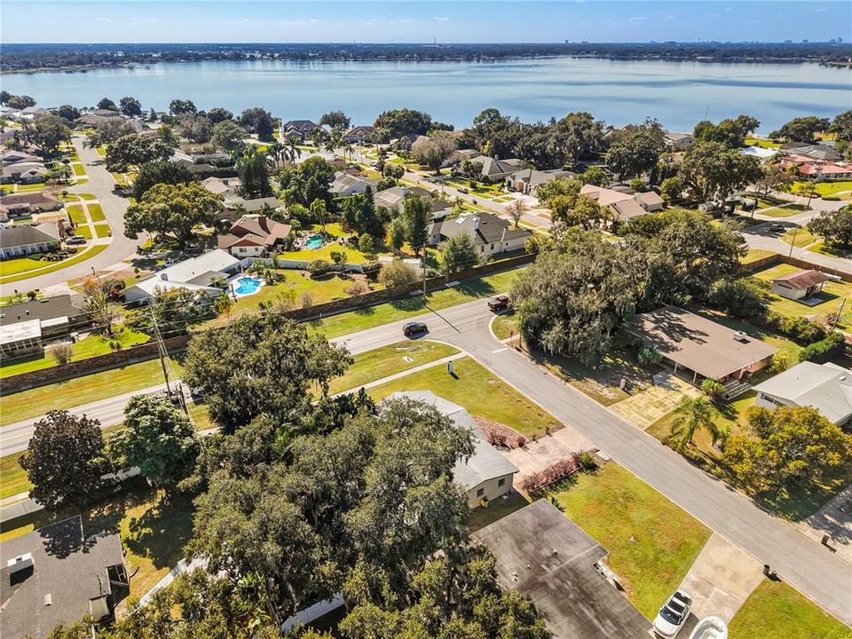 На продажу: $474,900 (3 спален, 2 ванн, 2077 Квадратных фут)